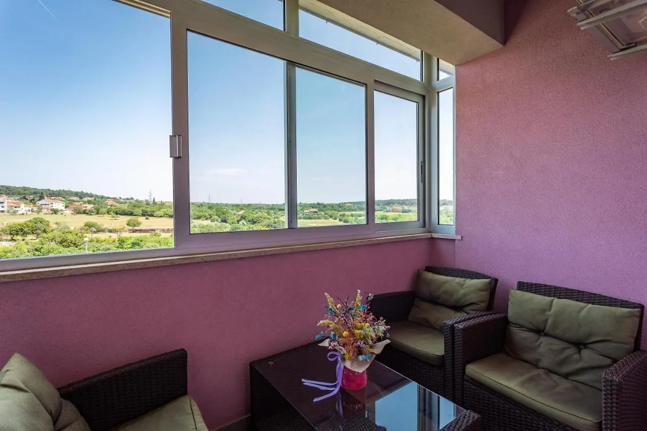 Apartman E&T **** Pula